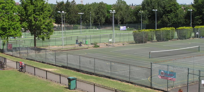 A great variety of courts and floodlights